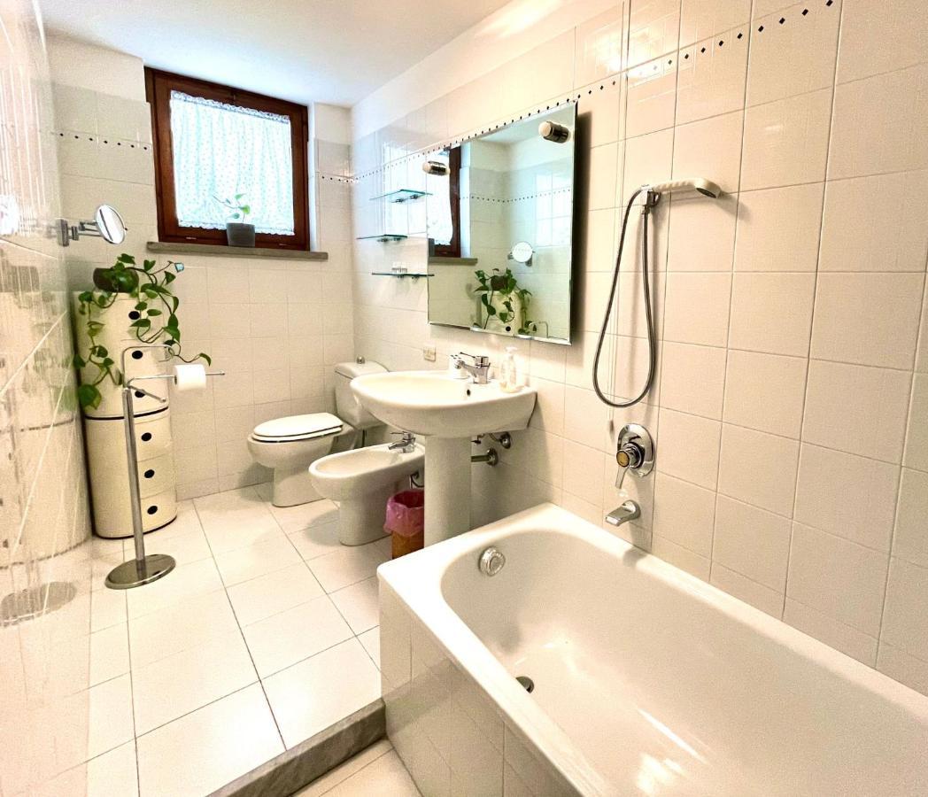 Giulia'S Apartment Viareggio Ngoại thất bức ảnh